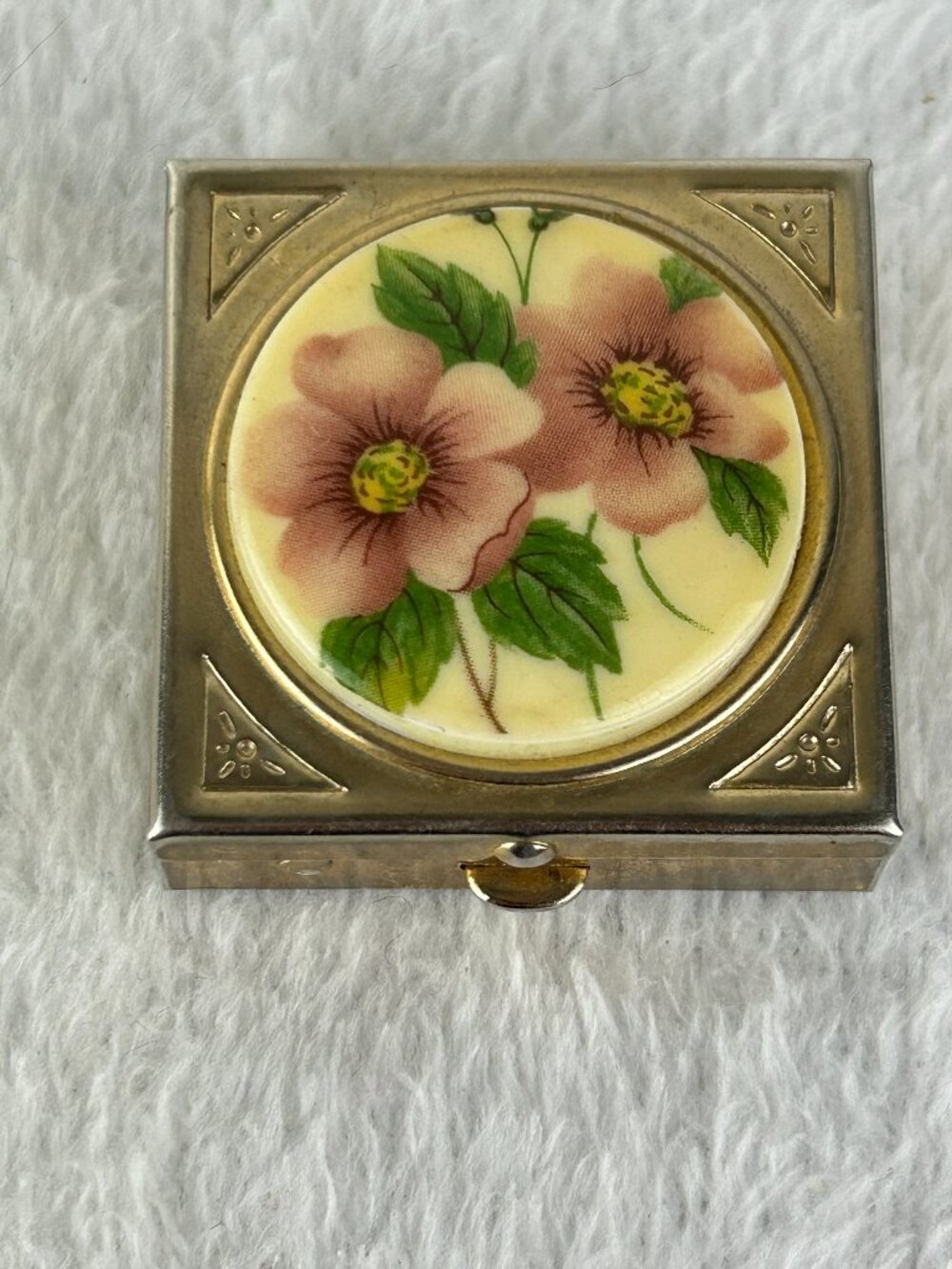 Vintage Trinket box Pink Flowers-Pill Box